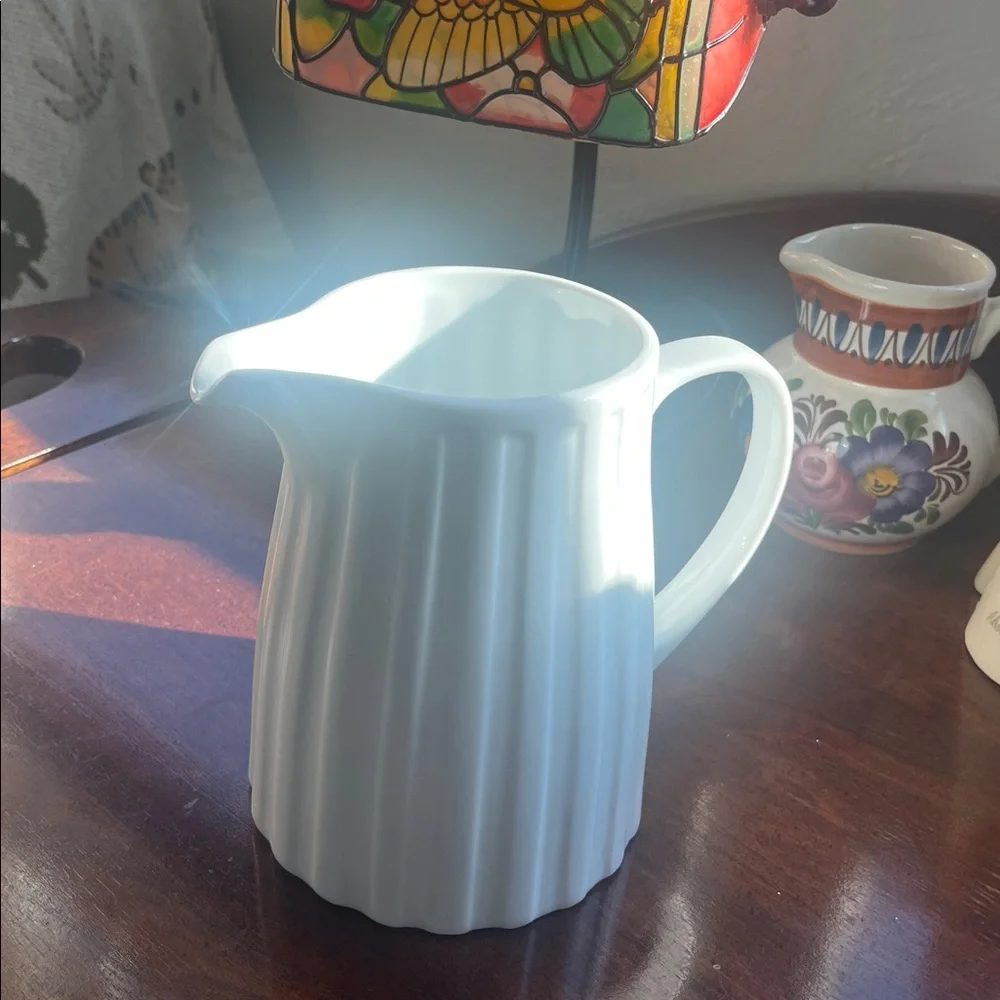 Crate & Barrel Ribbed White Ceramic Milk Creamer 5